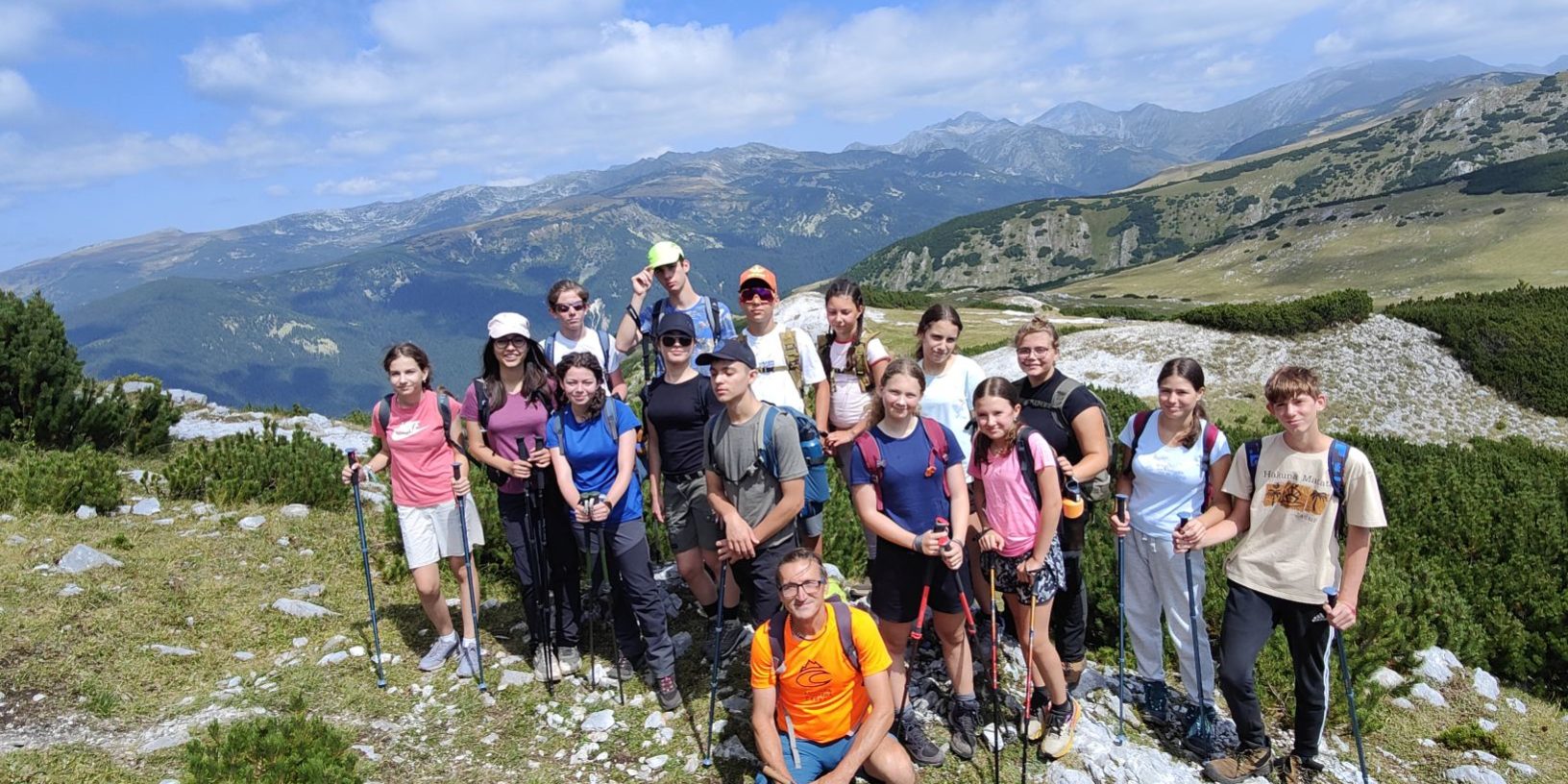 Tabara cu cortul in Retezatul Mic - Sun Adventure