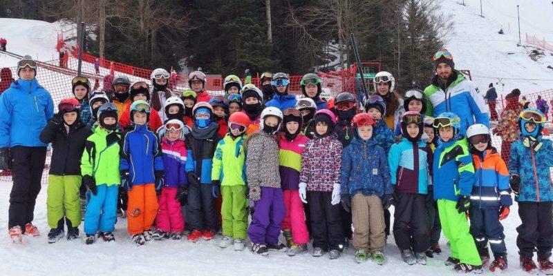 Tabara-Azuga-1-e1536351320743-925×400