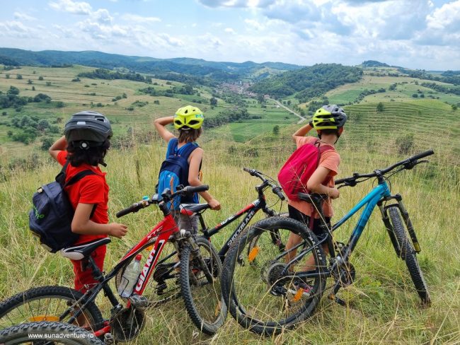 Excursie cu bicicleta Sun Adventure